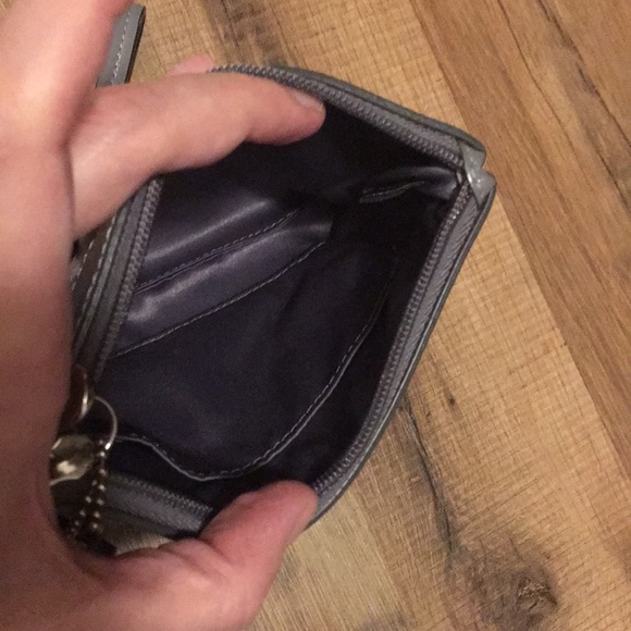 Coach wristlet - Picture 5 of 6
